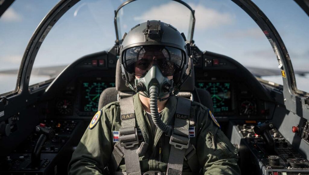 Quanto guadagnano i piloti di caccia della Royal Air Force? Gli stipendi rivelati