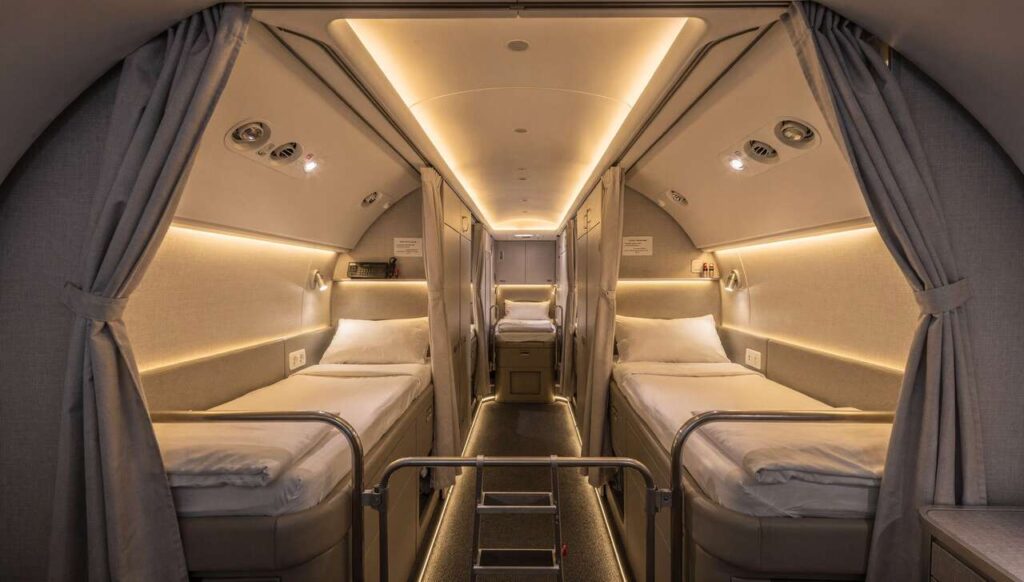 Dentro le aree di riposo segrete dell'equipaggio sull'Airbus A350-1000